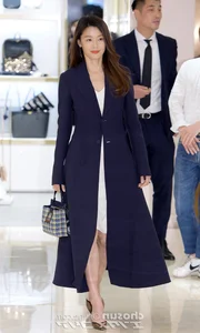Jeon Ji Hyun's Timeless Neutral Fashion Secrets for Women Over 40 - image 5