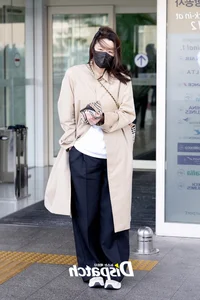 Jeon Ji Hyun's Timeless Neutral Fashion Secrets for Women Over 40 - image 1