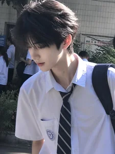 Cool Mysterious Chinese Boys Fashion: Hidden Face Aesthetic and Streetwear - image 0