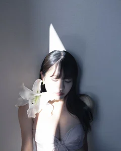 Stunning Gallery: Japanese Idol Takara Suzuki (鈴木聖) - A Visual Showcase - image 42