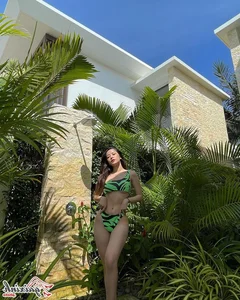 Chi Pu’s Summer Style: A Collection of Stunning Bikini and High-Fashion Photography - image 39