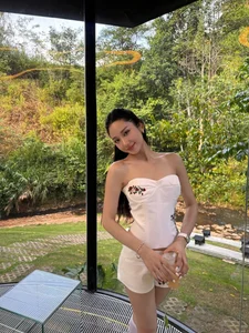 Mina Young Radiates Beauty in Soothing Nature-Inspired Photoshoot - image 5
