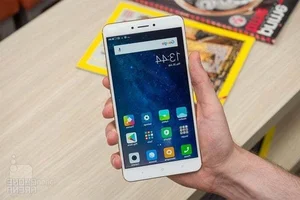 The Evolution of Mobile: A Look Back at Crazy Smartphone Design Trends - image 4
