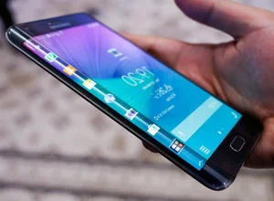 The Evolution of Mobile: A Look Back at Crazy Smartphone Design Trends - image 6