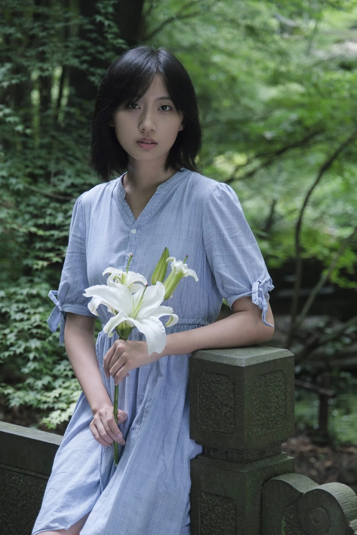 An Shi Wen Wen A in YiTuYu Art Language Vol.5194: Elegant Portraits and Artistic Photography