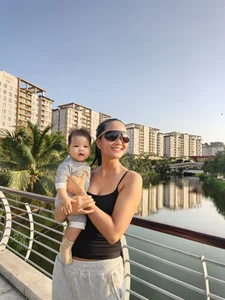 H'Hen Niê Delights Fans with Photos of Her Adorable 6-Month-Old Daughter - image 2