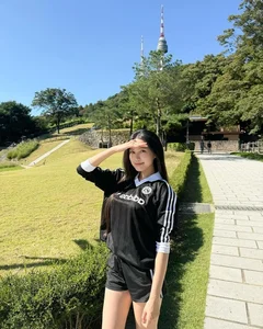 Doan Hai My Explores South Korea While Husband Recovers - image 6