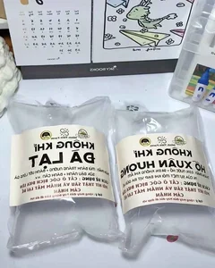 Quirky Da Lat: The Viral Trend of Selling Fresh Air Bags - image 3