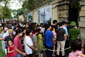 Authentic European Christmas Market Welcomes Hundreds of Visitors in Ho Chi Minh City - image 5