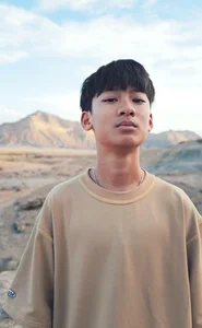 Le Quyen's Son Bo Ky: The Tall and Stylish Young Fashion Icon - image 6
