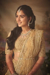Inside the Lives of the Ambani Daughters-in-Law: Shloka Mehta and Radhika Merchant Elite Education and Backgrounds - image 1
