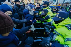 South Korean Police Execute Dramatic Seven-Hour Operation to Arrest President - image 7