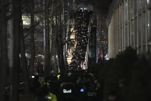 South Korean Police Execute Dramatic Seven-Hour Operation to Arrest President - image 5
