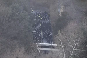 South Korean Police Execute Dramatic Seven-Hour Operation to Arrest President - image 2