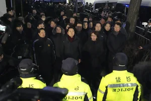 South Korean Police Execute Dramatic Seven-Hour Operation to Arrest President - image 9