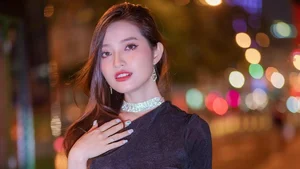 Captivating Beauty: Pure and Elegant Portraits of Modern Vietnamese Women - image 20