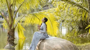Captivating Beauty: Pure and Elegant Portraits of Modern Vietnamese Women - image 52
