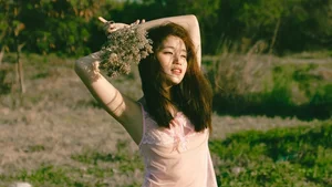 Captivating Beauty: Pure and Elegant Portraits of Modern Vietnamese Women - image 6