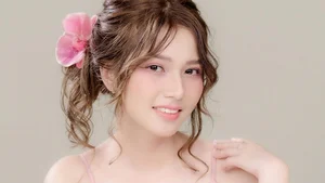 Captivating Beauty: Pure and Elegant Portraits of Modern Vietnamese Women - image 25