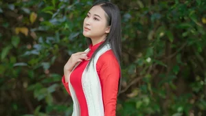 Captivating Beauty: Pure and Elegant Portraits of Modern Vietnamese Women - image 51