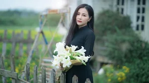 Captivating Beauty: Pure and Elegant Portraits of Modern Vietnamese Women - image 91