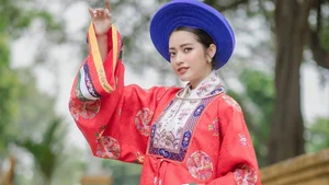 Captivating Beauty: Pure and Elegant Portraits of Modern Vietnamese Women - image 12