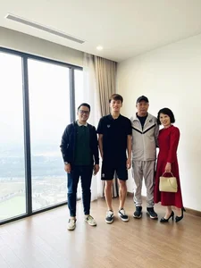 AFF Cup Champion Hoang Duc Purchases Luxurious New Home - image 2