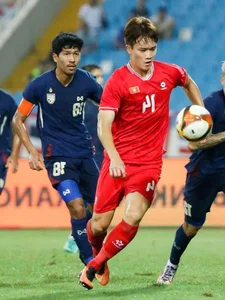 AFF Cup Champion Hoang Duc Purchases Luxurious New Home - image 3
