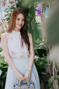 Vietnamese Stars in White Coats: Celebrities Who Studied Medicine and Pharmacy - image 6