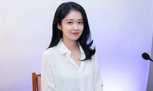 Timeless Beauty Secrets: How Jang Nara, Han Ga-in, and Suzy Stay Forever Young - image 0