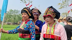 Discover the Vibrant Bun Huot Nam Water Festival of the Lao People in Dien Bien - image 4