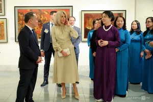 Cultural Diplomacy: First Ladies of Vietnam and France Visit Fine Arts Museum - image 9