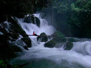 Trekking Nam Luc Waterfall: A Refreshing Summer Adventure Awaits - image 7