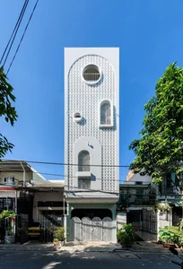 Simon House: Innovative Breeze Block Design for Bright and Airy Living - image 15