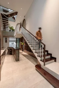 Simon House: Innovative Breeze Block Design for Bright and Airy Living - image 30