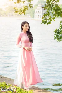Summer Style Icon: How Quynh Tram Redefines Confidence and Bikini Fashion - image 3