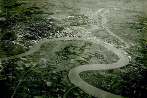 Ho Chi Minh City Transformation: A 50-Year Journey Through Iconic Landmarks and Urban Development - image 0