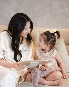Vietnam’s Beloved 'National Baby' Pam Melts Hearts in New Gentle Photoshoot - image 3