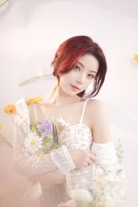 Artistic Portraits and Modern Style in Art Language Vol.7324 Rong Rong - image 2