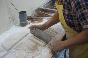 Hanoi Old Quarter Food Tour: How to Feast on Iconic Street Food for Under 200,000 VND - image 1