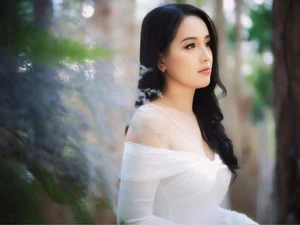 Mai Phuong Thuy Shares Emotional Public Message to a Special Someone - image 1