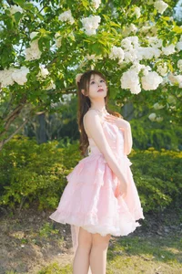 YiTuYu Art Language Vol.4929: Capturing the Ethereal Beauty of Nai Lao - image 8