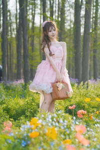 YiTuYu Art Language Vol.4929: Capturing the Ethereal Beauty of Nai Lao - image 10