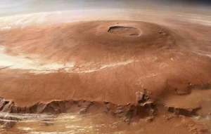Discovering Olympus Mons: The Highest Mountain in the Solar System - image 8