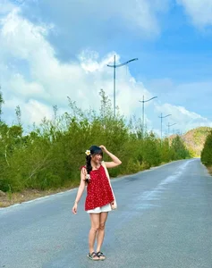 Chill Out in Quan Lan: The Ultimate Guide to Vietnam's Most Untouched Island Paradise - image 7