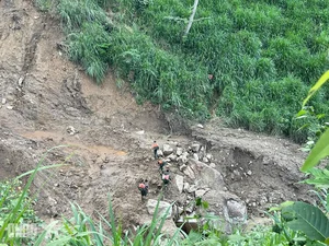 Soldiers of Regiment 82 Brave Harsh Terrains to Build Roads and Support Remote Communities - image 3