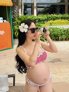 Maternity Fashion Inspiration: Joyce Pham Glows in Bikini Photos During Final Month of Pregnancy - image 1