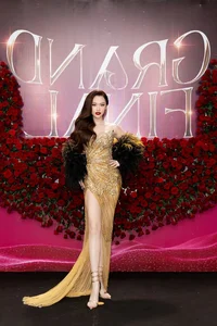 Glamorous Red Carpet Fashion at Miss Grand International 2023 Finals - image 1