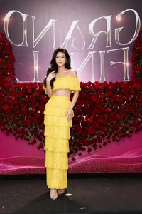 Glamorous Red Carpet Fashion at Miss Grand International 2023 Finals - image 2