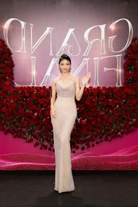 Glamorous Red Carpet Fashion at Miss Grand International 2023 Finals - image 3